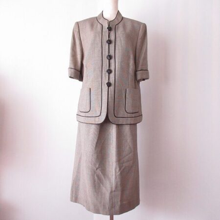 レリアンのセットアップを出張買取ご利用のお客様より買取しました