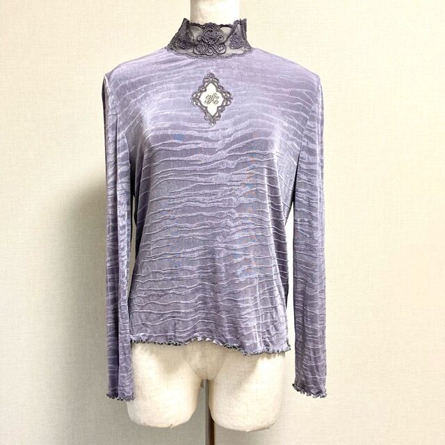 伊太利屋のカットソーを買取しました｜高級感溢れる質感が手に取るようにわかる！