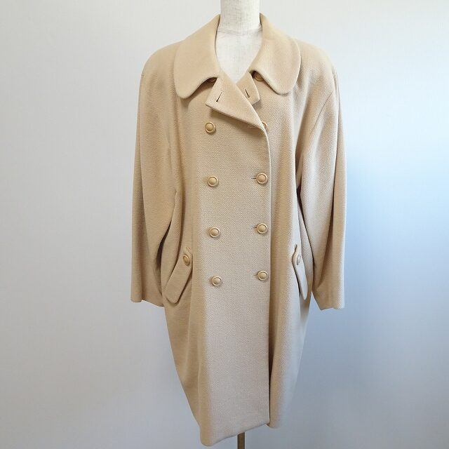 【レリアン】ロングコートを買取しました！可愛らしいベージュで心落ち着く