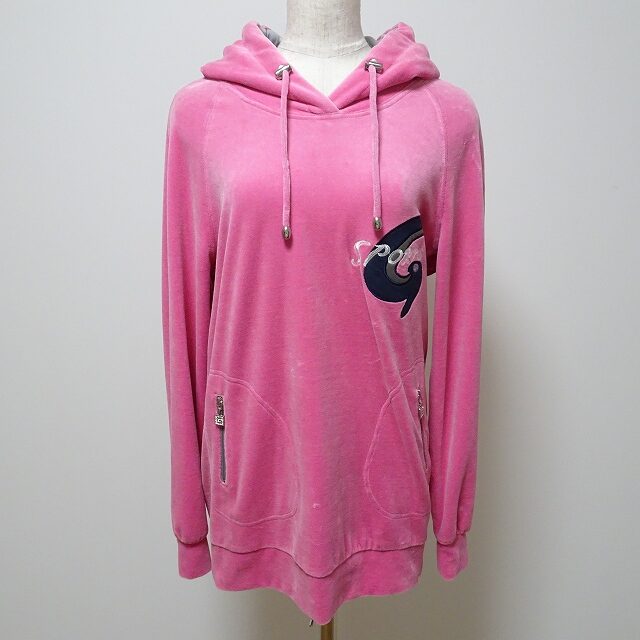 伊太利屋のトレーナーを買取しました！ベロア調でカジュアル過ぎない