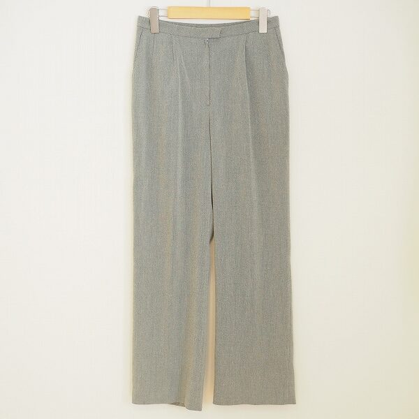 レリアンのパンツを買取しました!しんなりしたグレーで使い方いろいろ