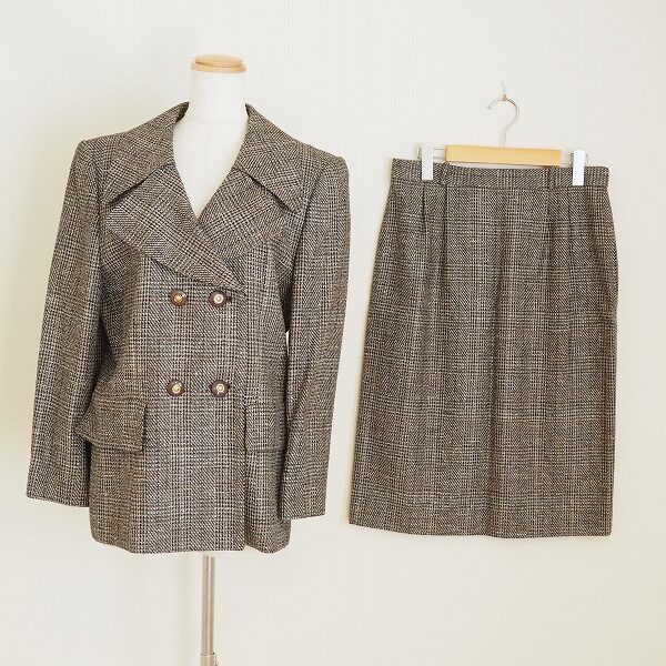 レリアンのスーツを買取しました！しっかり感も出る