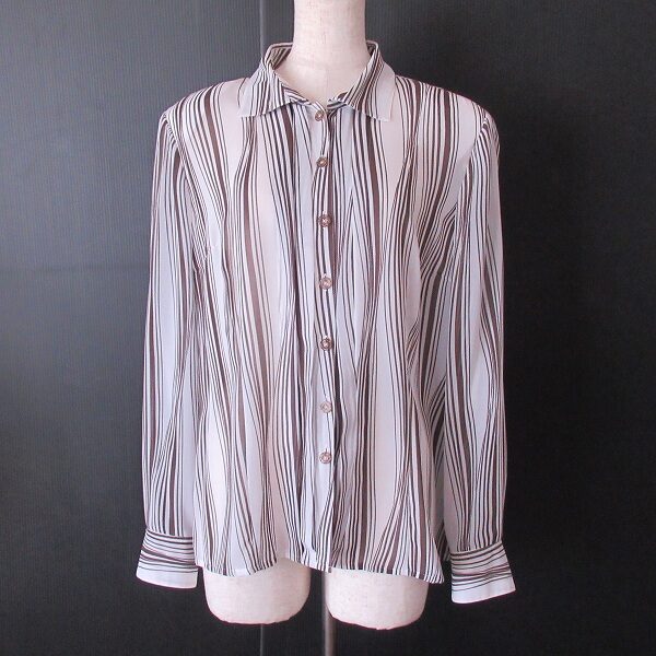 【レリアン】買取した爽やかな白×茶のストライプがレアなシャツのご紹介です