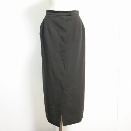 明るすぎないブラウンが使いやすい アクアスキュータムを買取しました