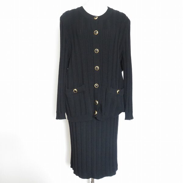 ニットなのにまとまりがある！レリアンのセットアップを買取しました