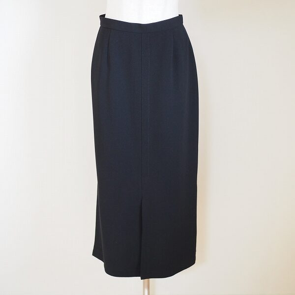 伊太利屋のスカートを出張買取ご利用のお客様より買取しました