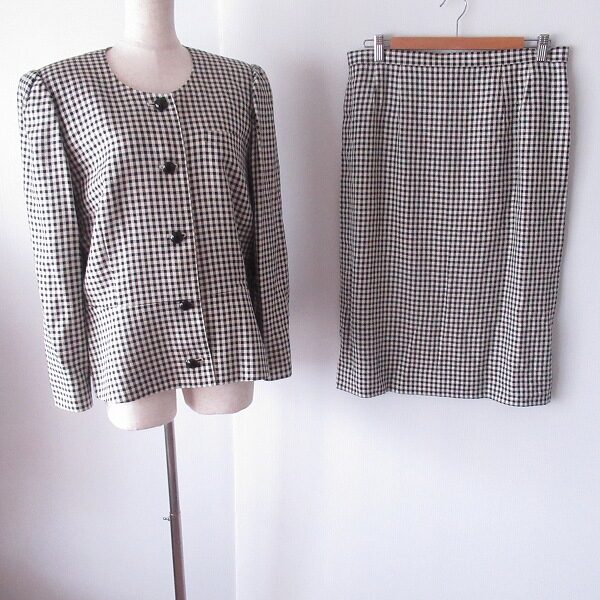 レリアンのチェックのセットアップを出張買取ご利用のお客様より買取しました