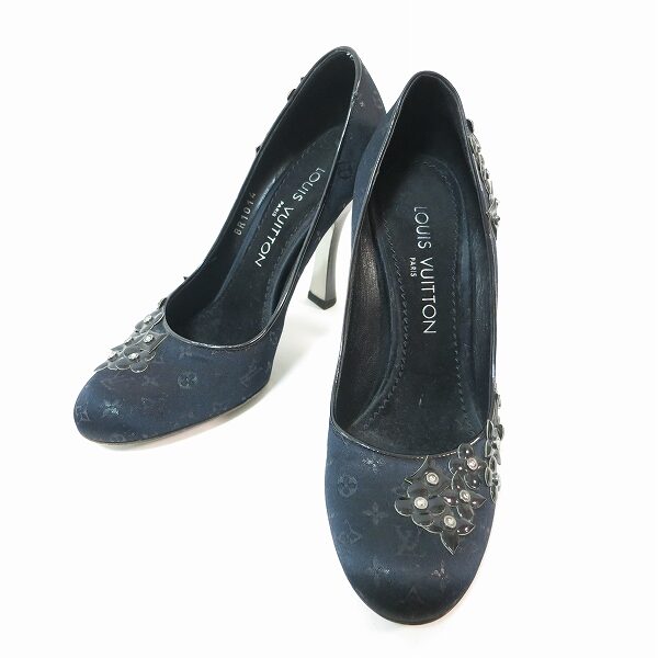 スッと伸びた足になれるルイヴィトンのパンプスを買取しました