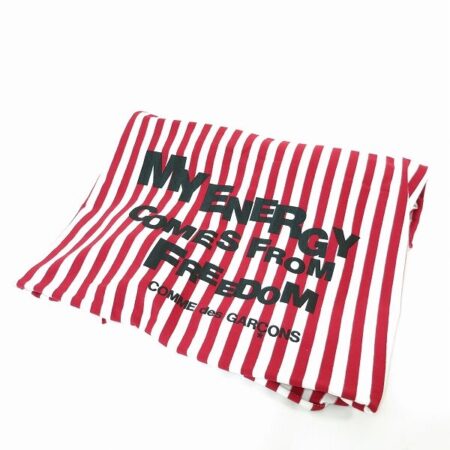 ポップさも出せる コムデギャルソンのストールを買取しました