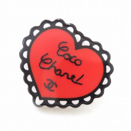 黒×赤の小悪魔的可愛さがある シャネルのブローチを買取しました！