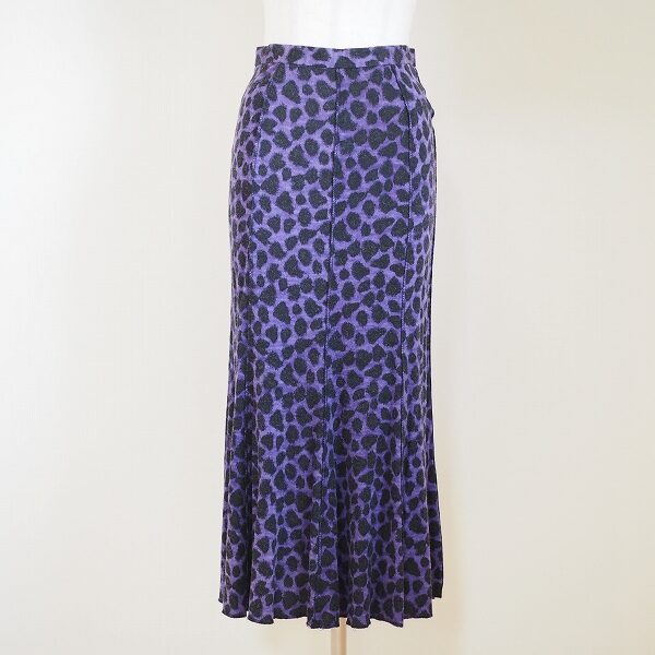レオパードが綺麗 伊太利屋のスカートを買取しました