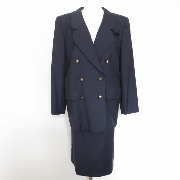 どんと構えた感じがかっこいい レリアンのツーピースを買取しました