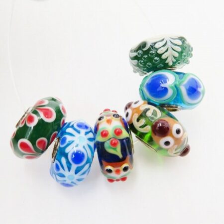 キュートな柄が特徴 トロールビーズのガラスビーズ 6個セットを買取しました