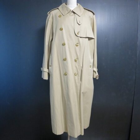 ブランドアウターは買取で！バーバリーのコートを買取いたしました