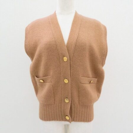 シャネルのベストを買取しました！落ち着きと華やかさがある