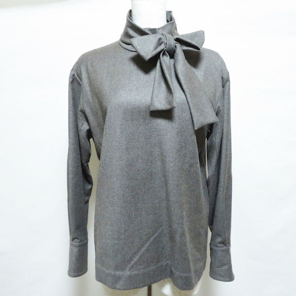 イヴサンローランのブラウスを買取しました｜ボウタイが美しい