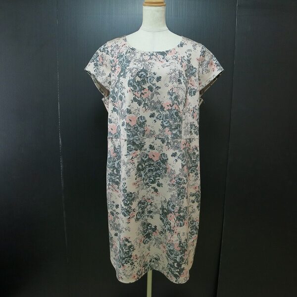 ローズティアラのワンピースを買取しました！大人の花柄が印象深い