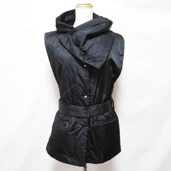 シャープな女性へ変身！ヒロココシノのベストを買取しました