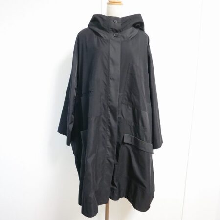 モユルセンソユニコのコートをお買取｜ビッグシルエットが素敵
