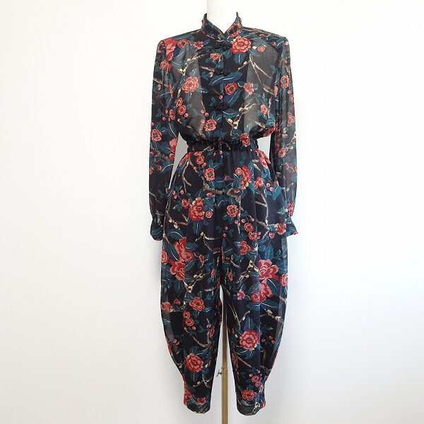 珍しいサルエルパンツタイプ｜ユキコハナイのセットアップを買取しました