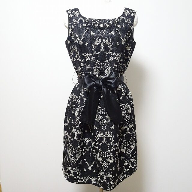 簡単に手放せない洋服は買取へ！スーパービューティーのワンピースを買取いたしました