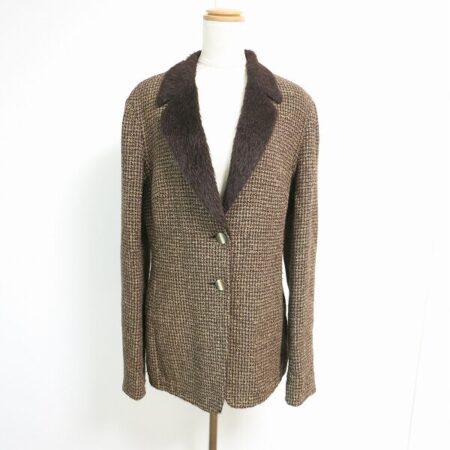 エスカーダのジャケットを出張買取ご利用のお客様より買取しました