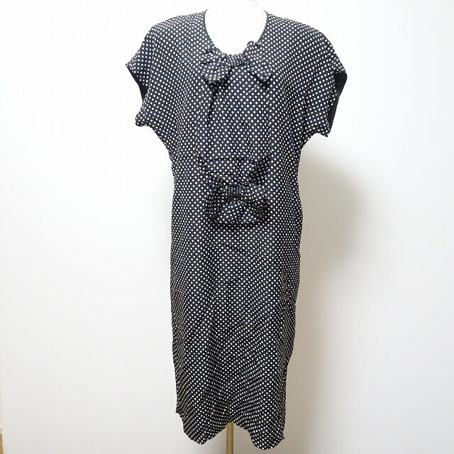 インゲボルグのワンピースを買取しました！ドットの細かさが大人な印象に