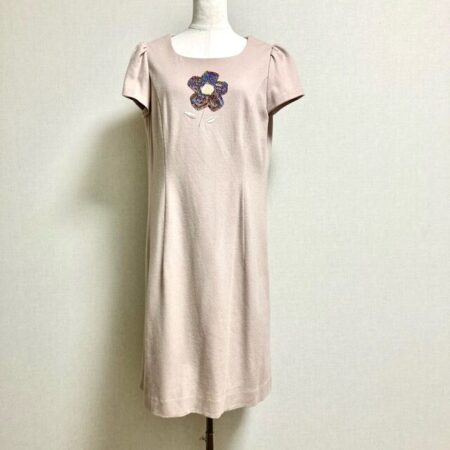 控えめなデザイン エムズグレイシーのワンピースを買取しました