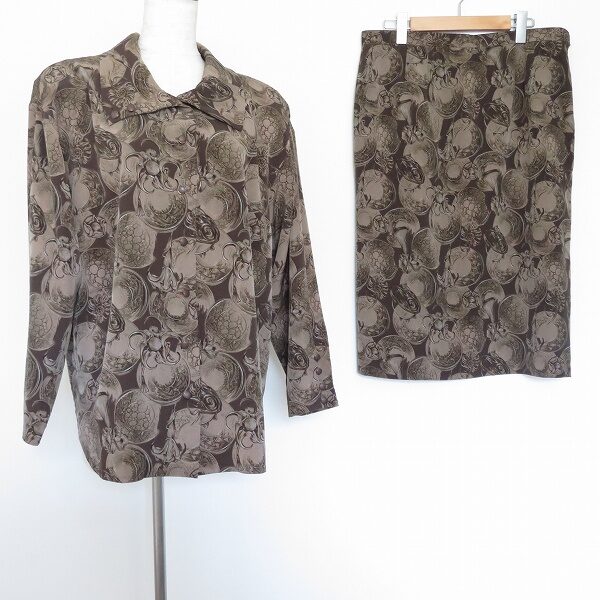 しっとりした柄で嫌味のないおしゃれを！レリアンのセットアップを買取しました