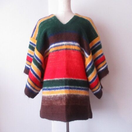 色づかいが独特なカンサイヤマモトセーターを買取しました