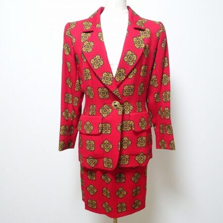 ビンテージ品も適正査定！イヴサンローランのセットアップを買取いたしました