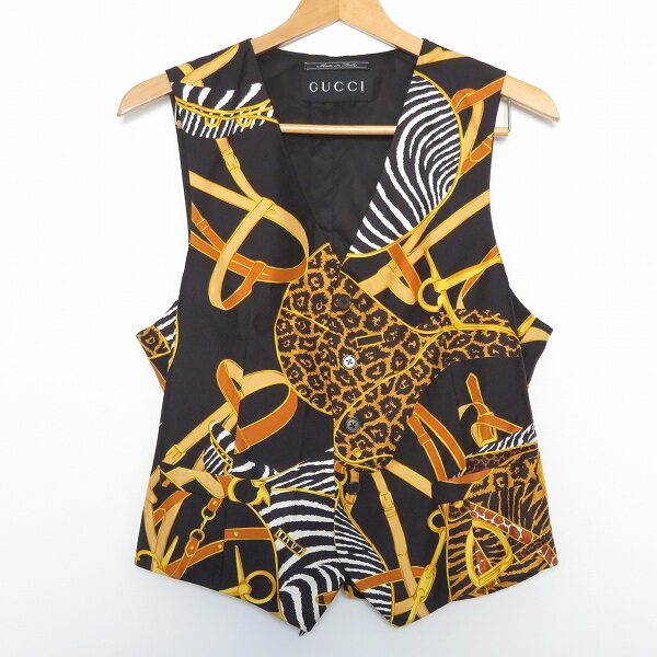 使わない洋服は早めに買取申込ください!グッチのジレを買取いたしました