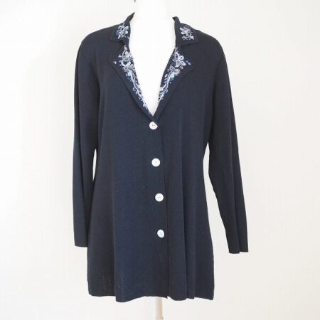 アトリエサガンのカーディガンを出張買取ご利用のお客様より買取しました