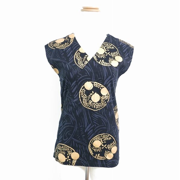 SOUSOUのカットソーを買取しました！ゴールドの模様が煌びやか