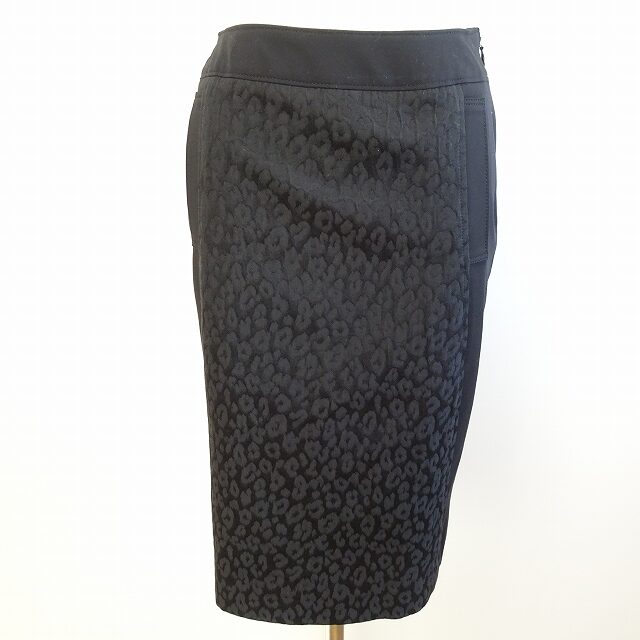 レリアンのスカートを買取しました！浮き出るようなヒョウ柄が色っぽい