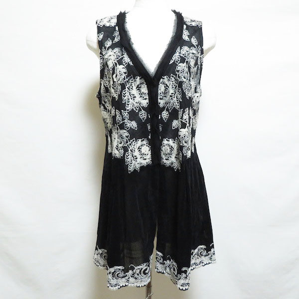 【インポートロッサ】ジレを買取しました！個性的な花柄が見事