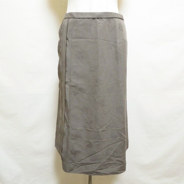 レリアンのスカートを出張買取ご利用のお客様より買取しました