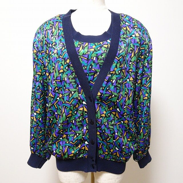 レリアンのアンサンブルを買取しました！幾何学模様に見惚れます