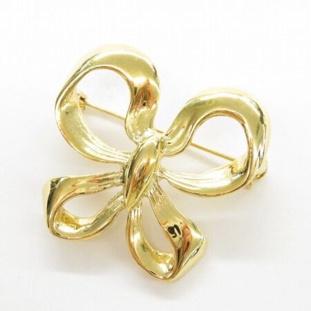 イヴサンローランのブローチを買取しました！ゴールドの輝きに元気とパワーをもらう