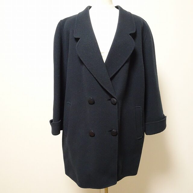 レリアンのコートを買取しました!濃紺でデイリー使いもできる