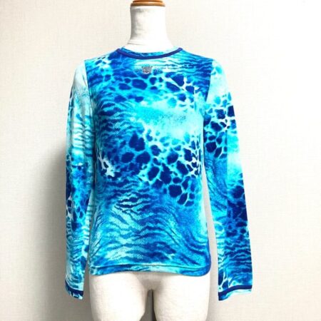 青が冷静さを極めてくれる 伊太利屋のカットソーを買取しました