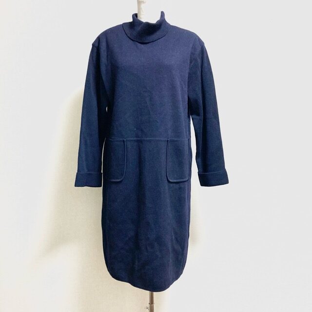 レリアンのワンピースを買取しました！重圧感があり上品に