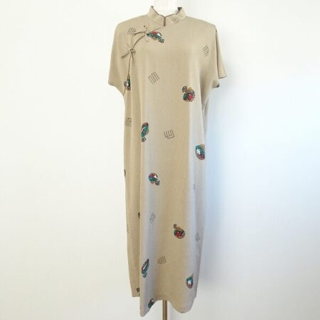 詩仙堂の清楚なワンピースを買取しました！