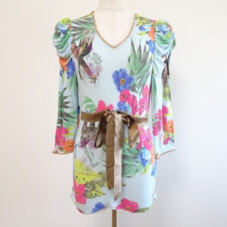 伊太利屋のカットソーを買取しました！豪華なだけでなく元気さも与えてくれる