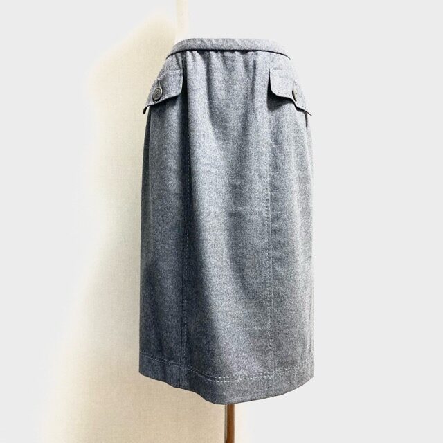 ステッチも綺麗なレリアンのスカートを買取しました