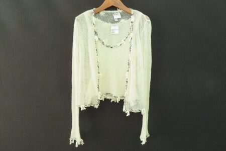 シャネルのアンサンブルを買取しました！カシミヤで保温性にも期待