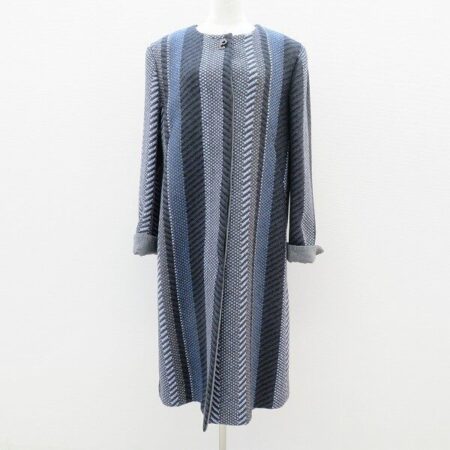 現代風なストライプがかっこいい フェラガモのコートを買取しました