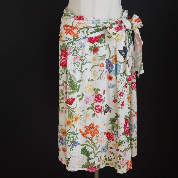 ケイタマルヤマのシルエットが綺麗な巻きスカートを買取しました！