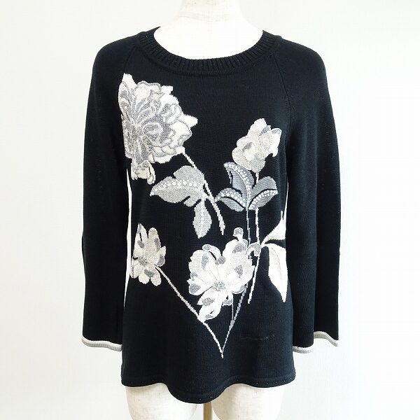 【レオナール】スパンコールとビーズで輝きを感じるセーターを買取しました