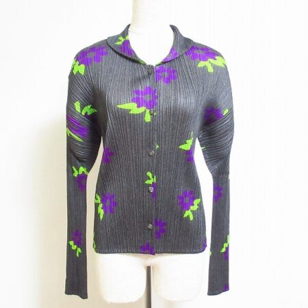 プリーツのテカリにお花が上品 プリーツプリーズのブラウスを買取しました